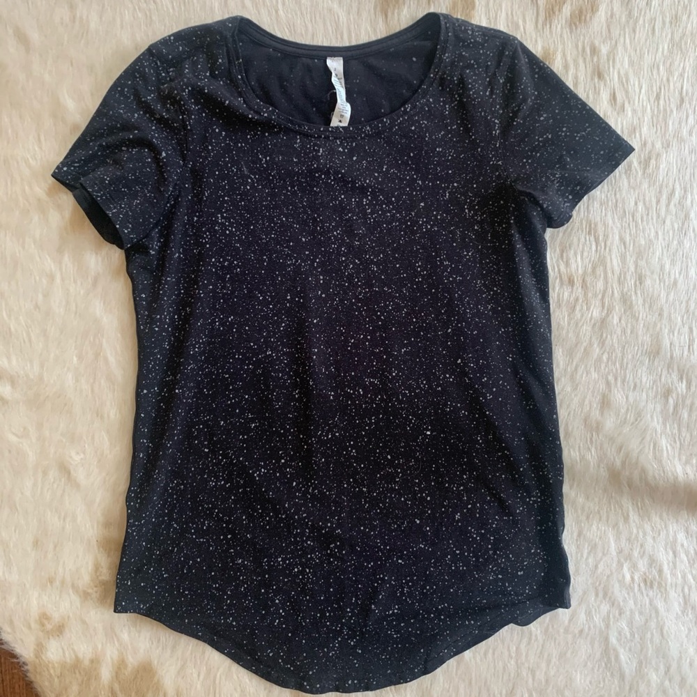 Lululemon Short Sleeve Scoop Neck Shirt